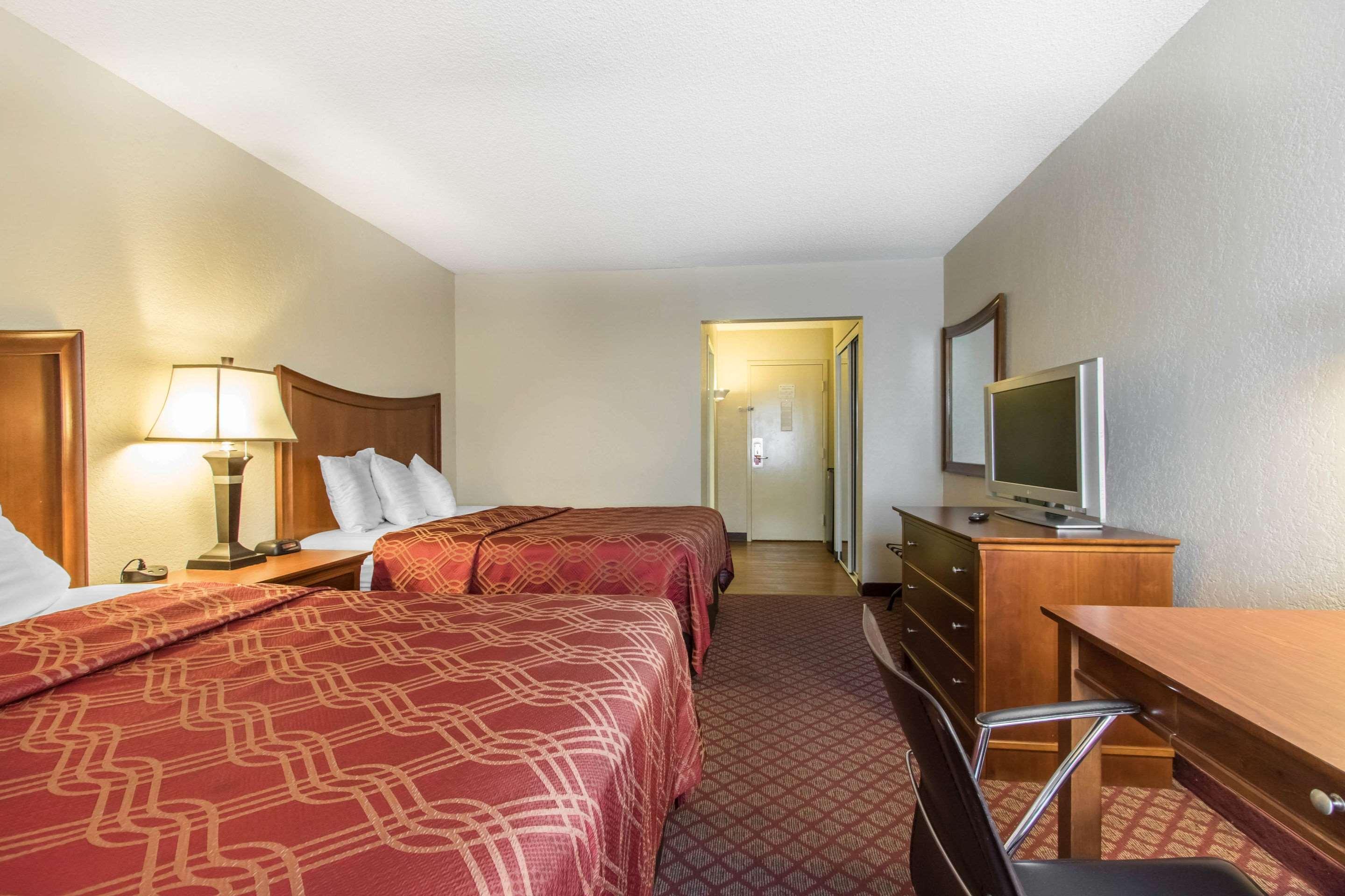 Econo Lodge Inn & Suites ג'ופלין מראה חיצוני תמונה
