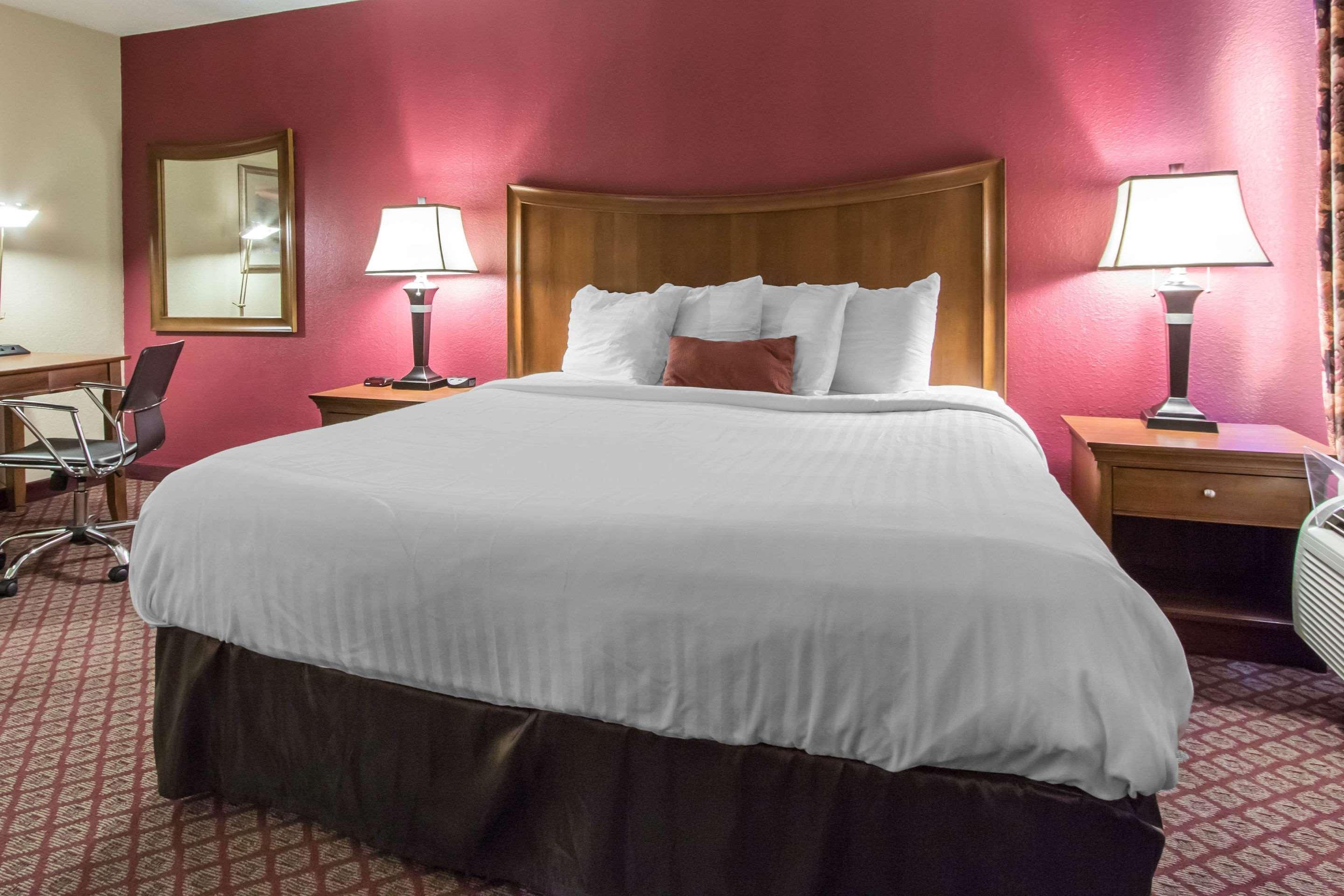Econo Lodge Inn & Suites ג'ופלין מראה חיצוני תמונה